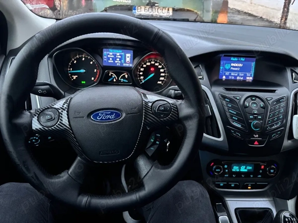 FORD Focus 2012 — imagine 5