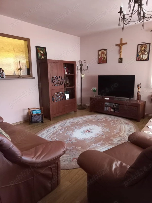 Apartament 3 camere,cartier Tilisca,Str.Fdt.Brazilor — fotografia 1