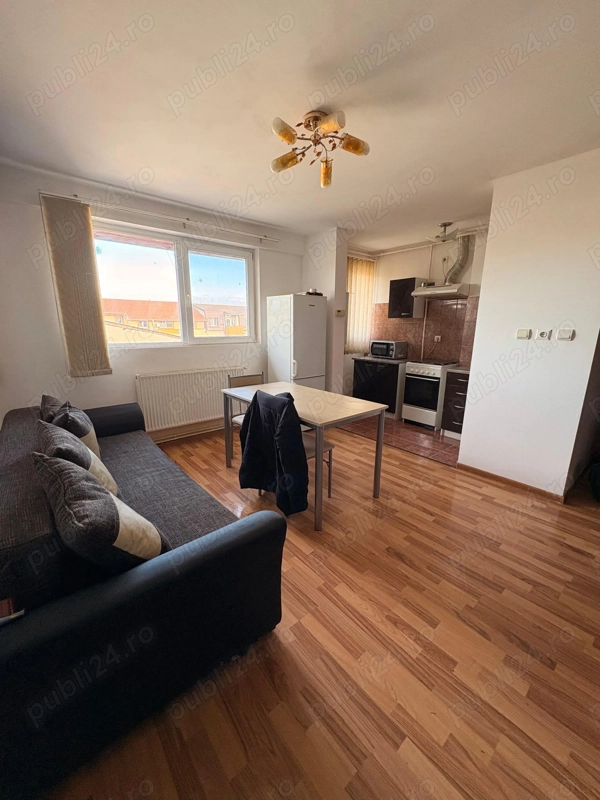 Vând Apartament cu două camere în zona Girocului — fotografia 1
