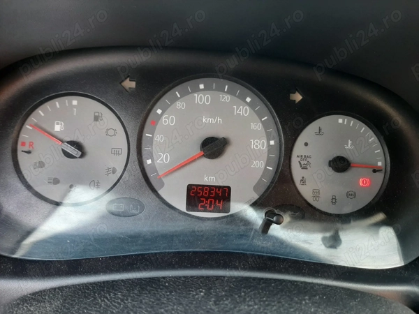 RENAULT Clio 2005 — imagine 5
