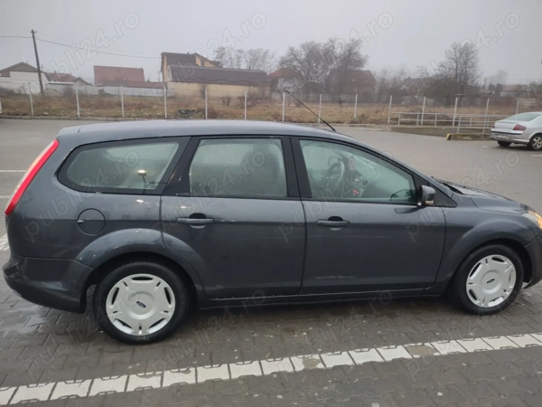 FORD Focus 2010 — imagine 8