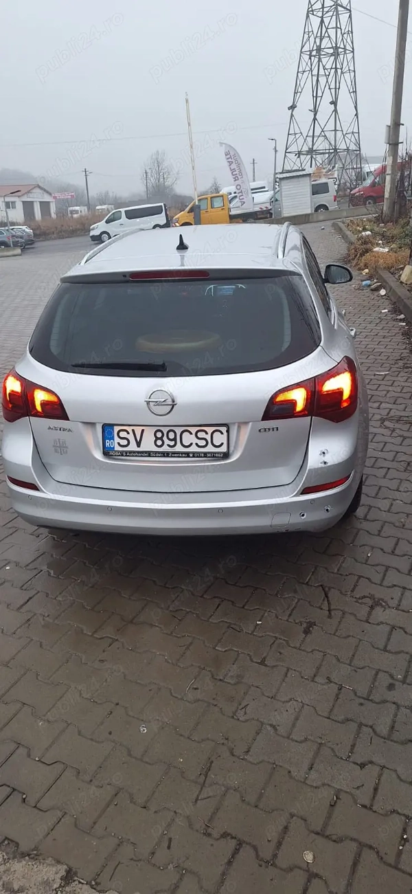 OPEL Astra 2011 — imagine 2