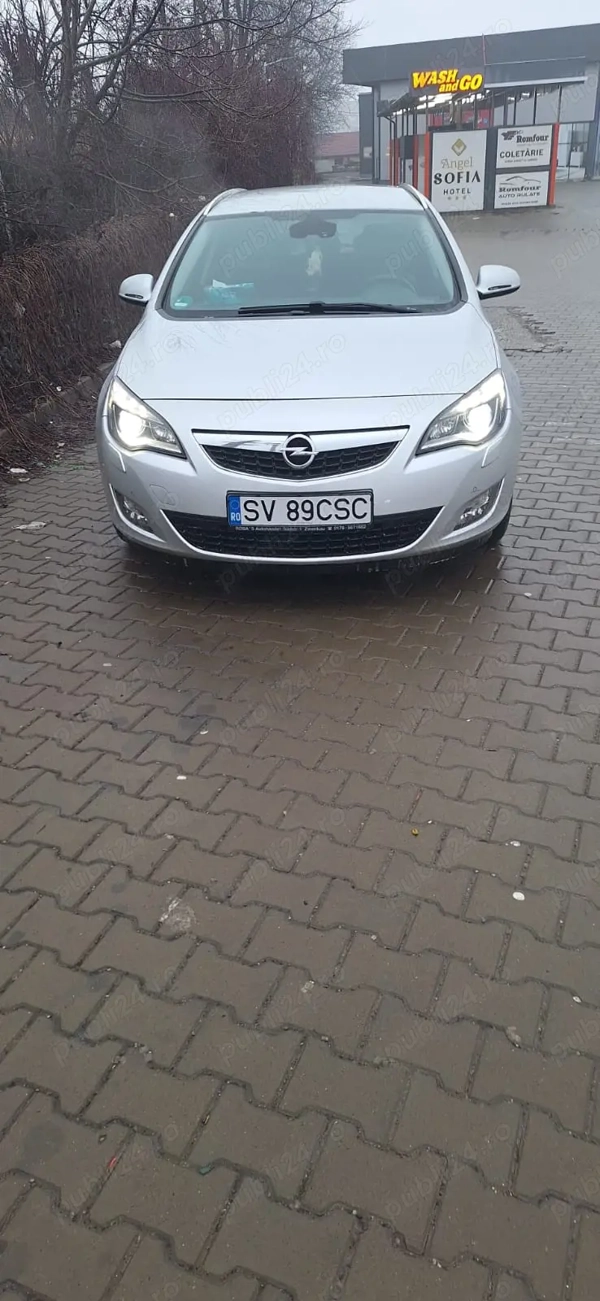 OPEL Astra 2011 — imagine 5