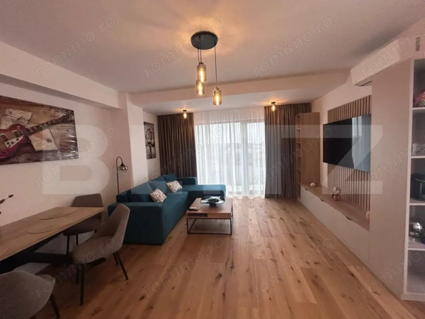 Apartament 3 camere, 101.20 mp totali, zona Centrala — fotografia 1