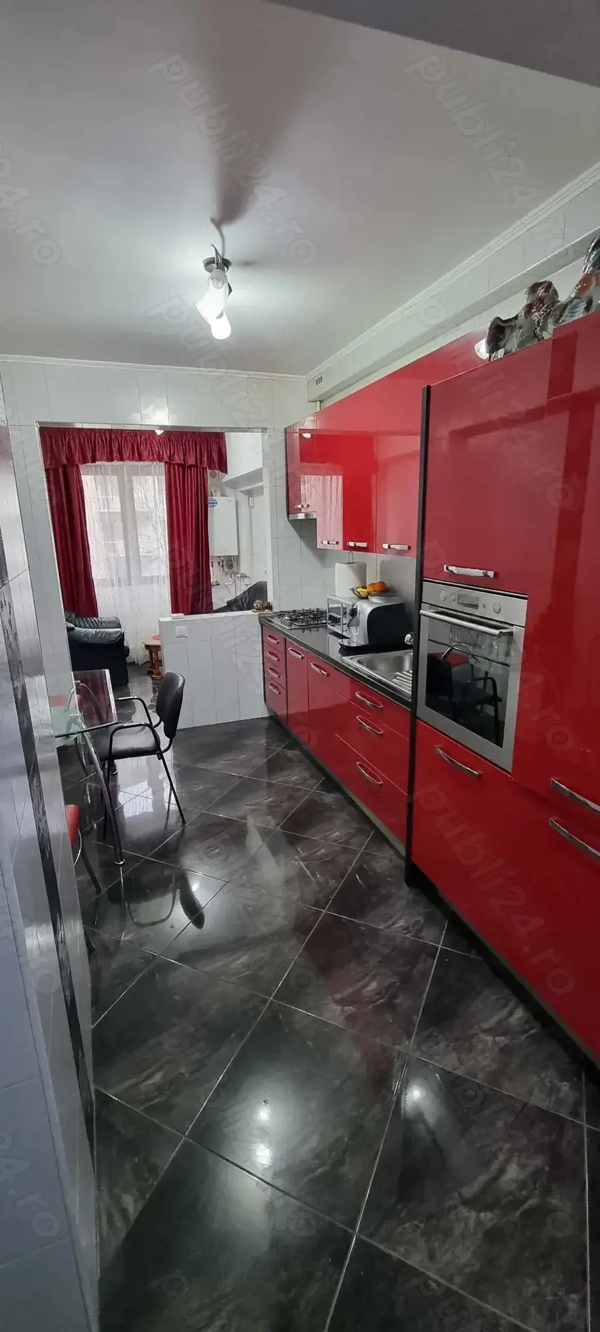 Propietar ,vand ap.2cam ,101.800Euro