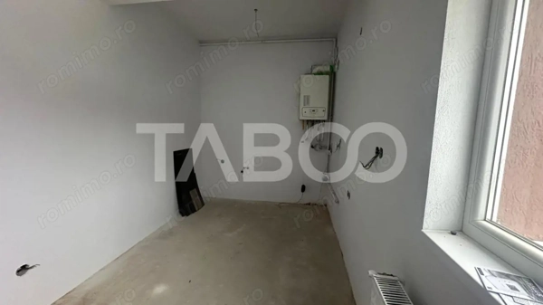 Apartament etaj 1 intermediar 3 camere 84 mpu Turnisor Sibiu — fotografia 3