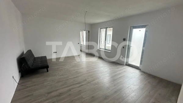 Apartament 3 camere 76 mpu 3 locuri de parcare Turnisor Sibiu — fotografia 1