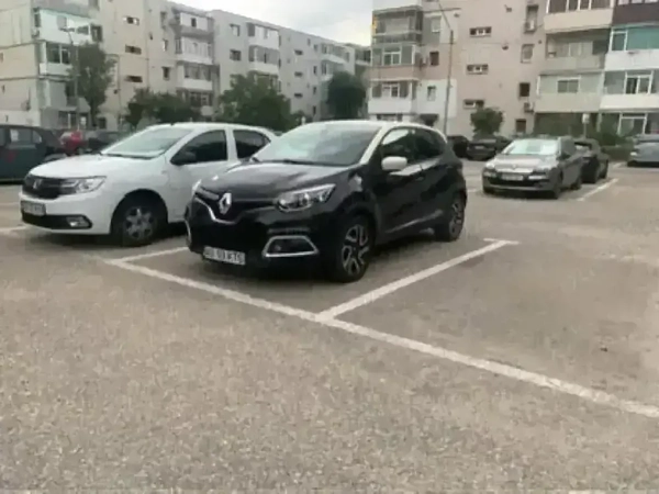 RENAULT Captur 2015 — imagine 9