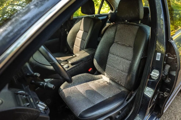 MERCEDES-BENZ C-Class 2010 — imagine 8