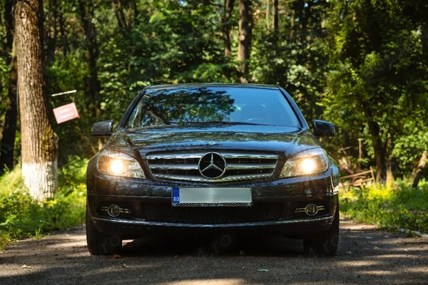 MERCEDES-BENZ C-Class 2010 — imagine 2