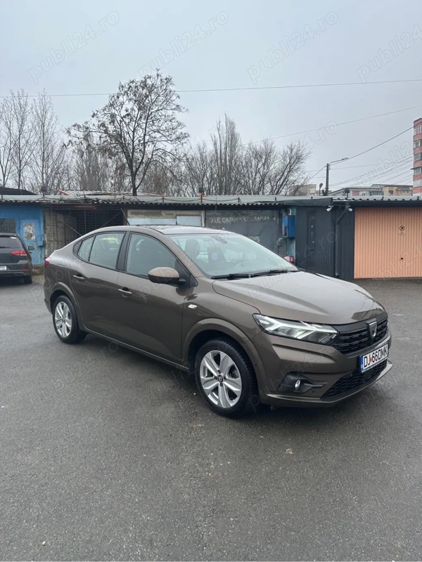 Vând Dacia Logan