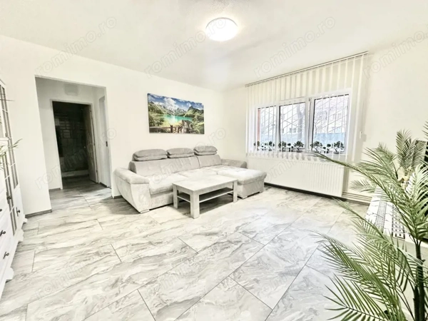 Apartament cu 2 camere - 55 mp - Centrala proprie - Zona Dambovita — fotografia 1