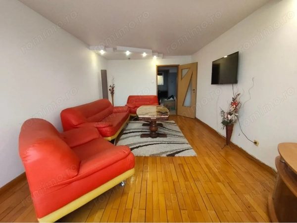 APARTAMENT 3 CAMERE SIMION BARNUTIU — fotografia 1
