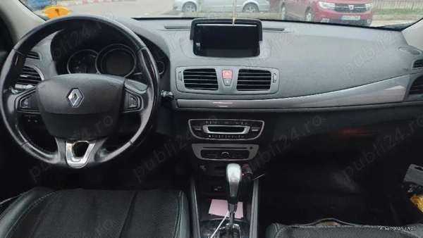 RENAULT Megane 2015 — imagine 2