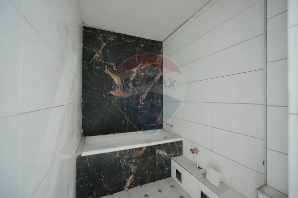 De vânzare apartament cu 2 camere, renovat, în zona Rogerius — fotografia 3