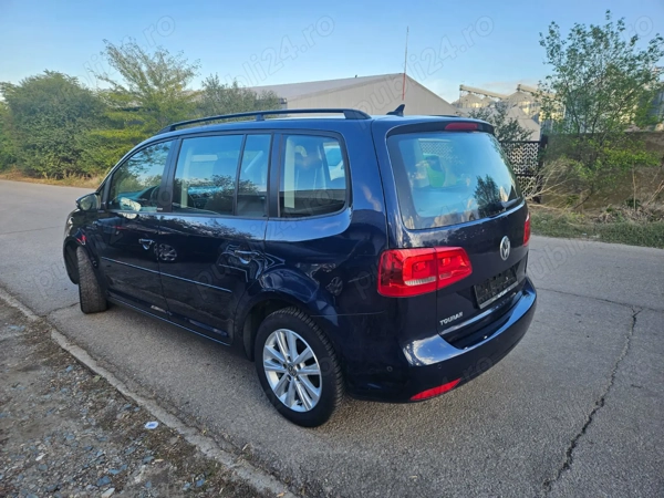 VOLKSWAGEN Touran 2011 — imagine 5