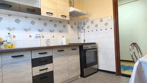 Apartament 2 camere in Deva, zona Balcescu cu loc de parcare rezervat — fotografia 1