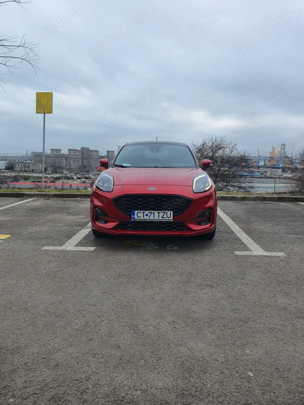Ford Puma ST Line EcoBoost, manuală, 6 trepte, 5 uși, 39000 km, inmatriculata 2022, unic proprietar