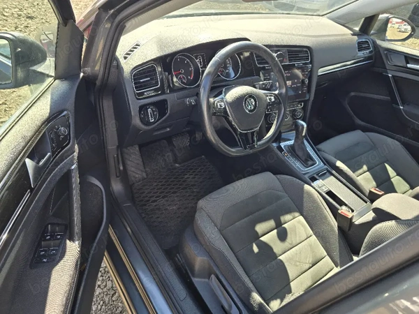 VOLKSWAGEN Golf 2020 — imagine 10