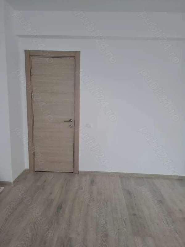 Apartament de vânzare cu 3 camere Drumul Gura Putnei — fotografia 2