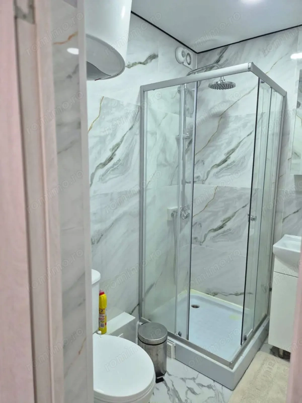 De inchiriat apartament cu o camera in zona Circumvalatiunii
