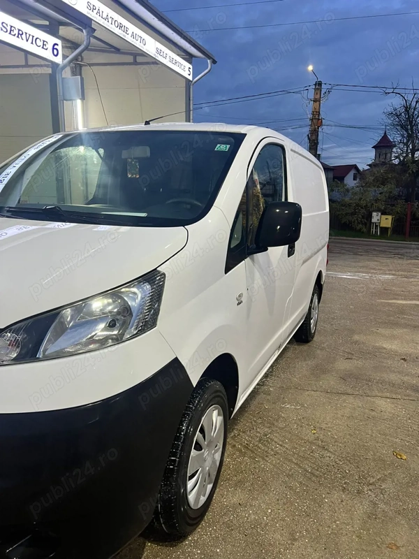 NISSAN NV200 2015 — imagine 4