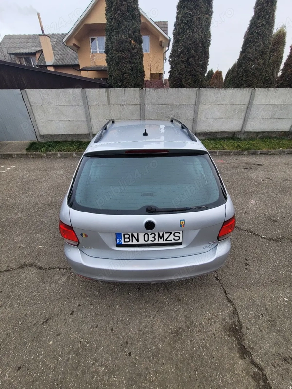 VOLKSWAGEN Golf 2010 — imagine 2