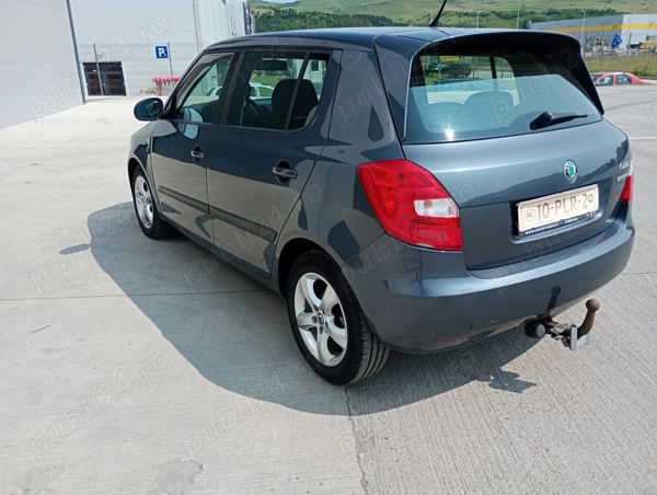 SKODA Fabia 2011 — imagine 3