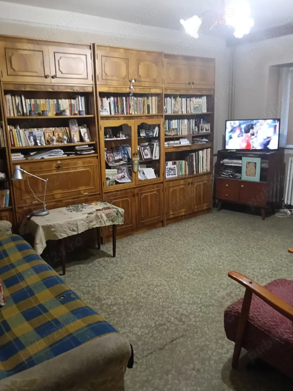 Vând apartament 3camere Bd.Independentei,Iasi — fotografia 1