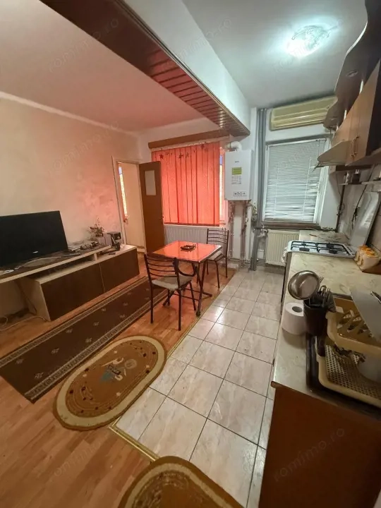 Garsoniera decomandata, 37.45 mp, zona Craiovița Nouă — fotografia 1