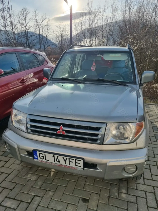 MITSUBISHI Pajero Pinin