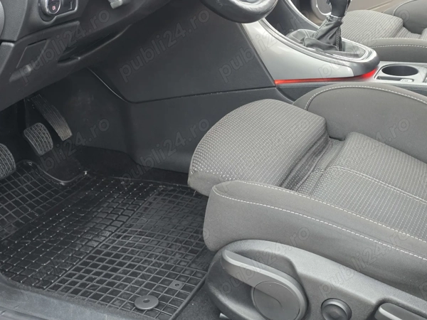 OPEL Astra 2012 — imagine 9