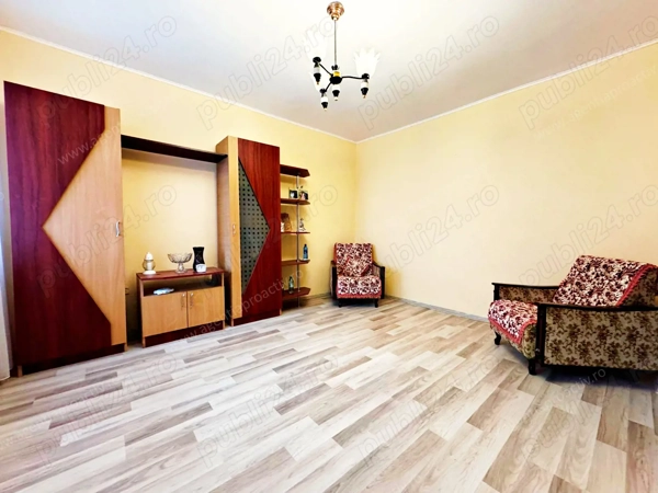 Apartament cu 3 camere decomandat, situat la etajul 7, in Micro 20.
