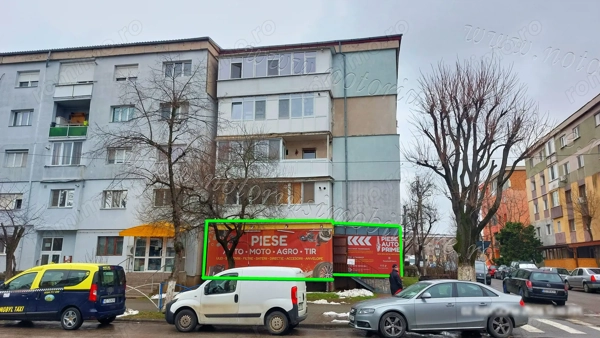Apartament trei camere amenajat mixt, stare foarte bună, bulevard Micro 5, Hunedoara — fotografia 2