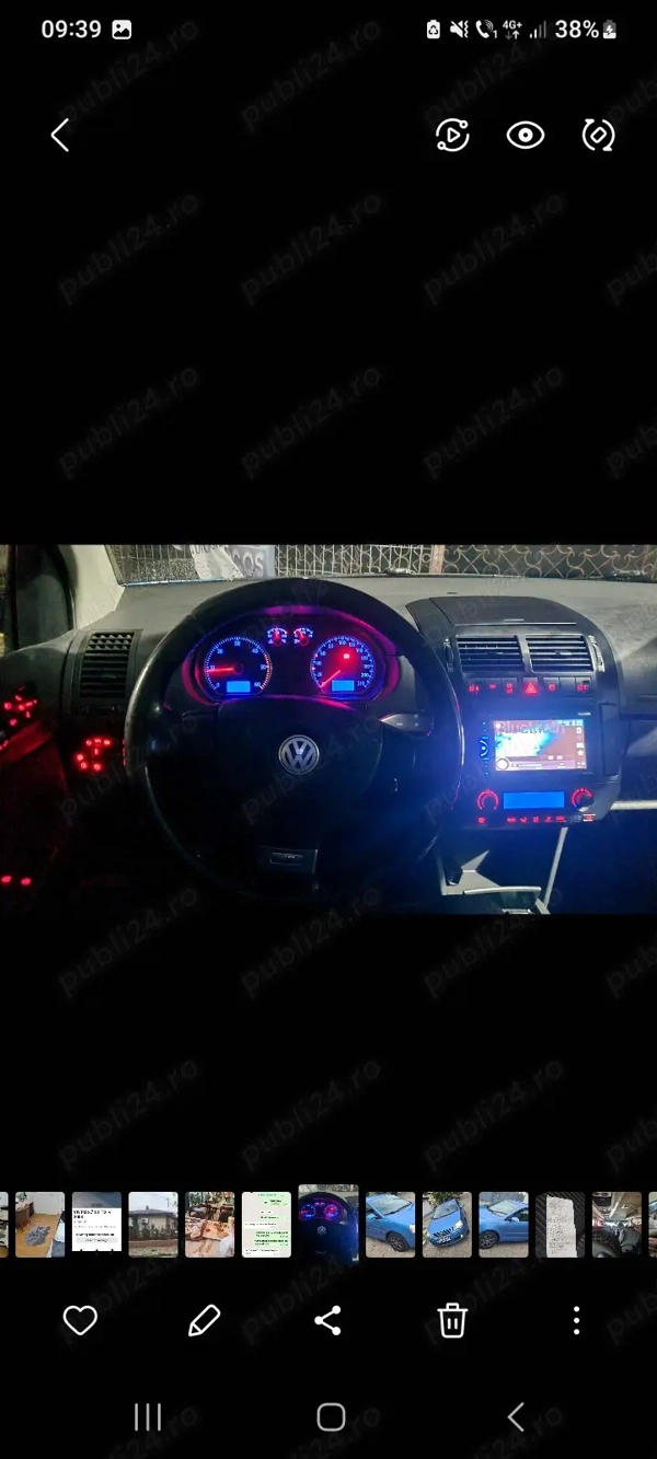 VOLKSWAGEN Polo