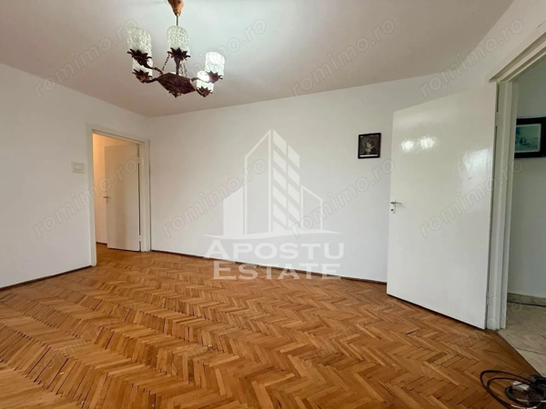 Apartament 4 camere, etaj intermediar, zona Circumvalatiunii,Timisoara — fotografia 3