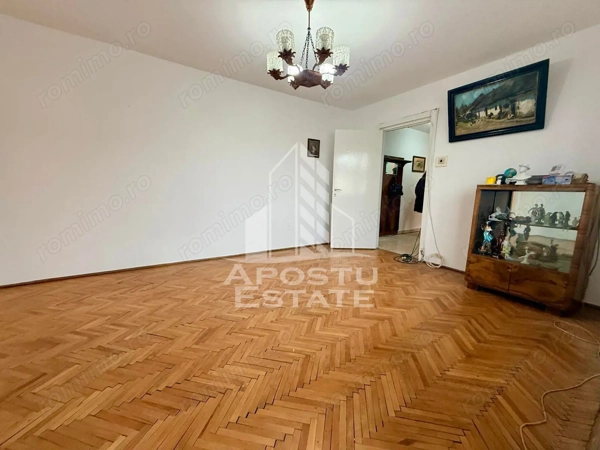 Apartament 4 camere, etaj intermediar, zona Circumvalatiunii,Timisoara — fotografia 2
