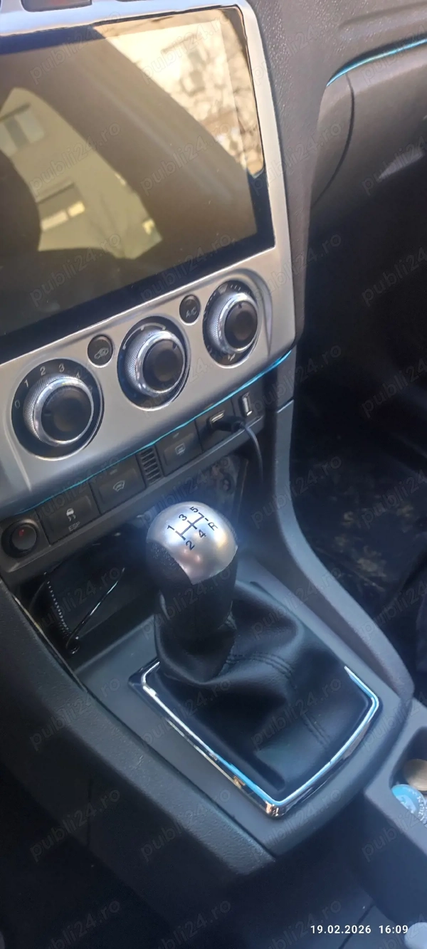 FORD Focus 2005 — imagine 5