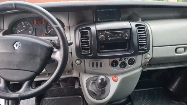 RENAULT Trafic 2008 — imagine 3