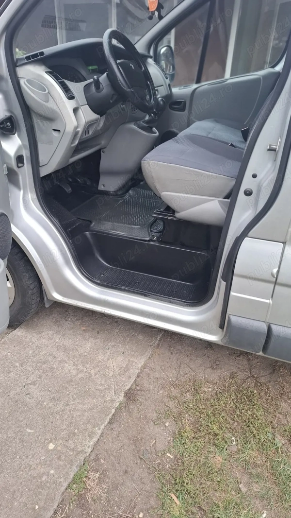 RENAULT Trafic 2008 — imagine 5