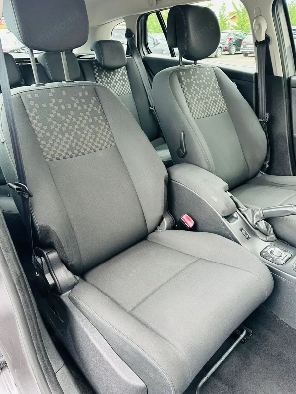 RENAULT Megane 2012 — imagine 12