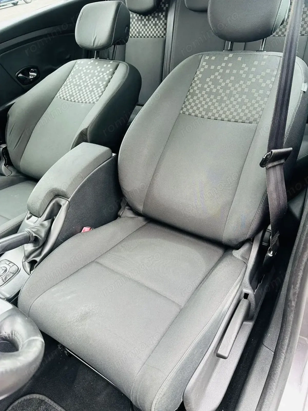 RENAULT Megane 2012 — imagine 14