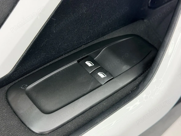 PEUGEOT 208 2017 — imagine 9