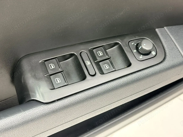 SKODA Superb 2013 — imagine 12
