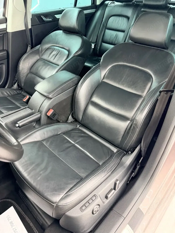 SKODA Superb 2013 — imagine 19
