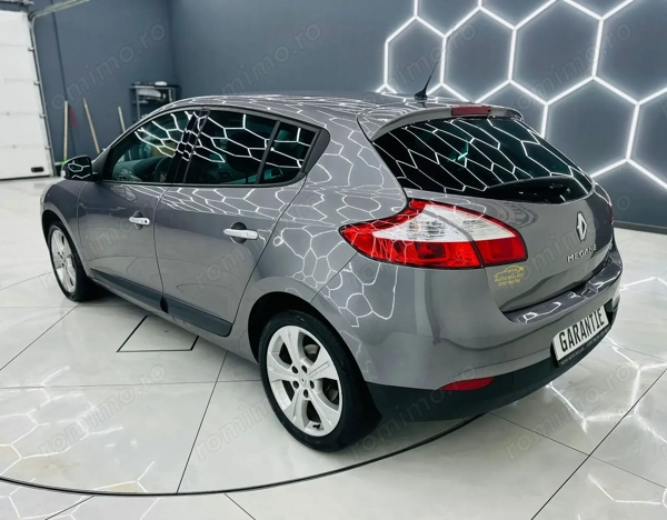 RENAULT Megane 2011 — imagine 3