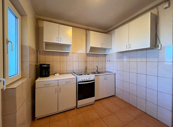 Vanzare apartament 3 camere, bloc anvelopat, centrala proprie, Giurgiu — fotografia 3
