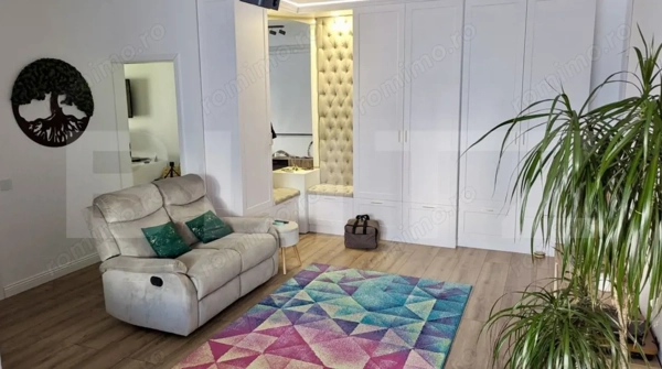 Apartament cu 3 camere, 77 mp, la parter inalt, cu gradina, in zona Subcetate — fotografia 3