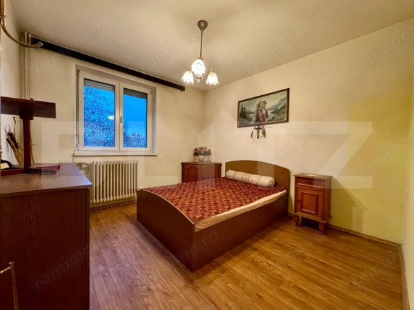 Apartament 3 camere, etaj 3 - zonă Rogerius — fotografia 1