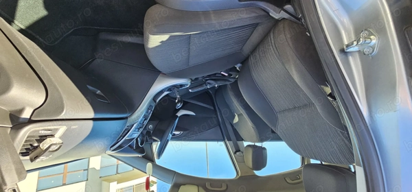 OPEL Astra 2011 — imagine 9